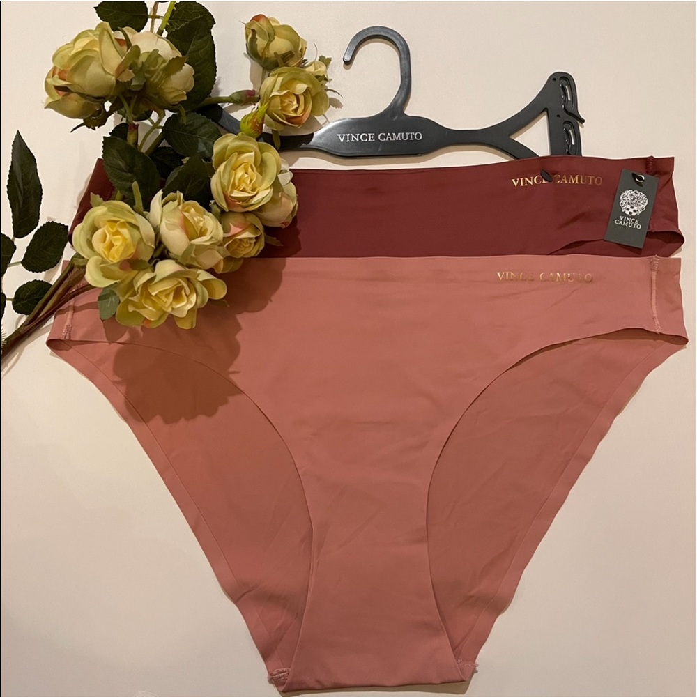 NWT Vince Camuto 2 Pair No Show Underwear Set